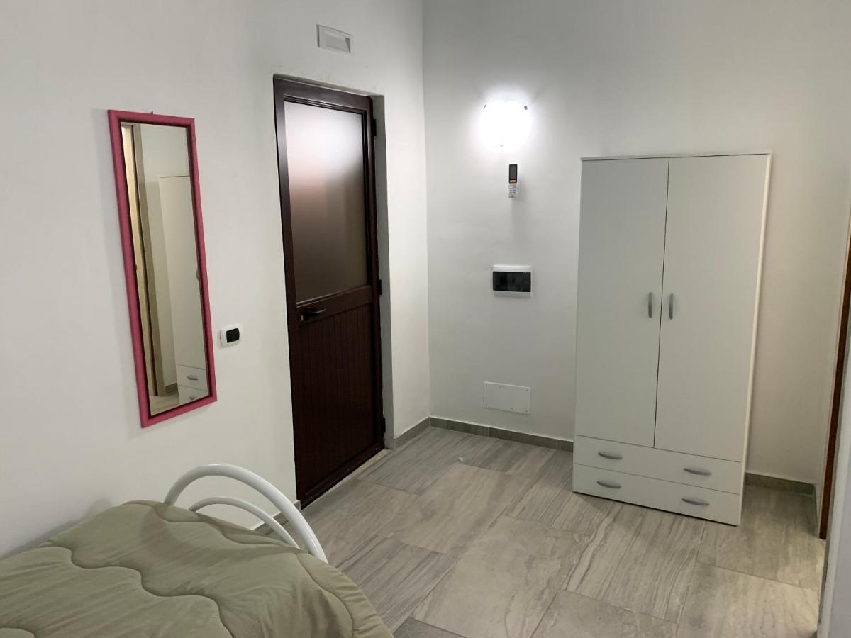 Casa Acito Bed & Breakfast Stornara ภายนอก รูปภาพ